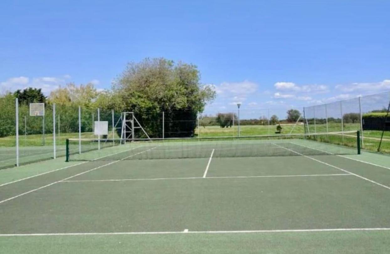 50 Toledo, Selsey Country Club Βίλα Εξωτερικό φωτογραφία