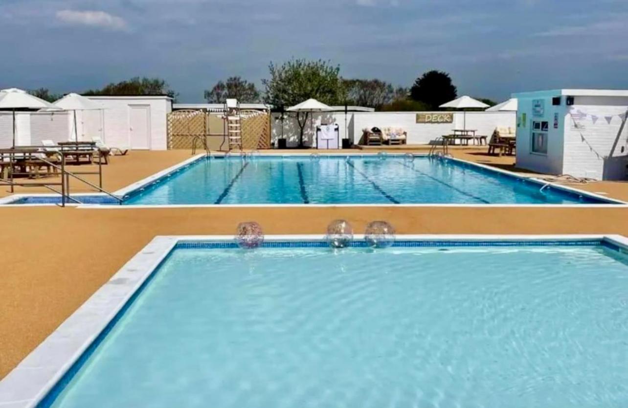50 Toledo, Selsey Country Club Βίλα Εξωτερικό φωτογραφία